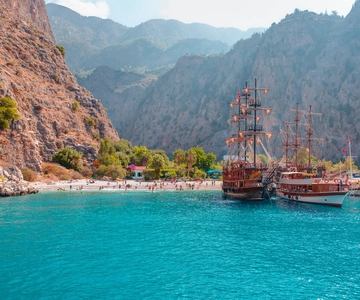 Oludeniz: Visita ao Vale das Borboletas e Cruzeiro na Ilha de São Nicolau