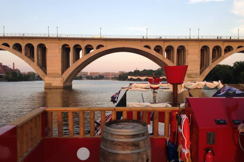 Washington DC: Rondvaart met piratenschip en open bar