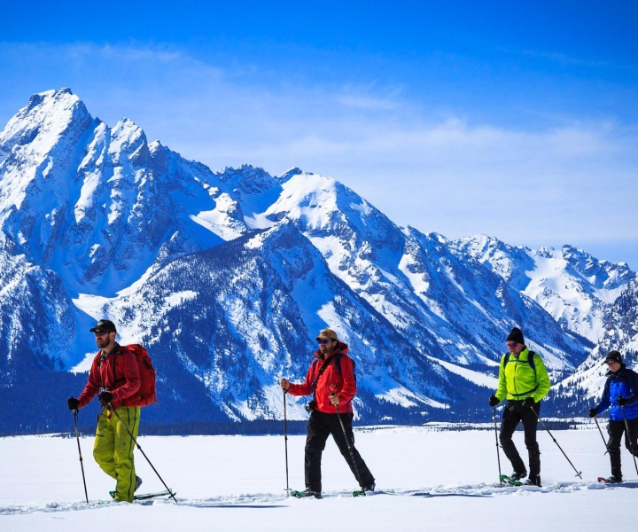 Grand Teton National Park: 4-Hour Easy Snowshoeing Tour