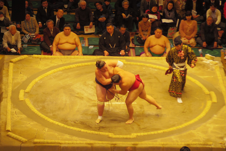 Tokyo : Tournoi de Sumo avec des billets de siège de chaiseChaise A Sièges