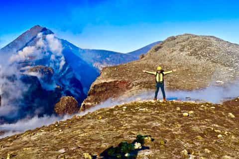 Nicolosi: Summit Craters of Mount Etna Excursion