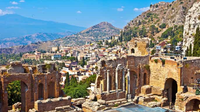 from messina roundtrip transfer to taormina castelmola