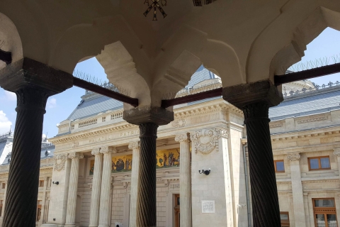 Bucarest : visite guidée de 3 h sur le communismeBucarest : visite guidée de 3 h sur le communisme en anglais