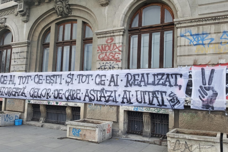 Boekarest: tocht van 3 uur door communistisch verledenEngelse rondleiding van 3 uur door communistisch Boekarest