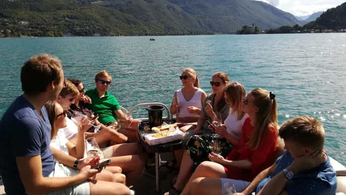 lac dannecy croisière privée avec dégustation de vins