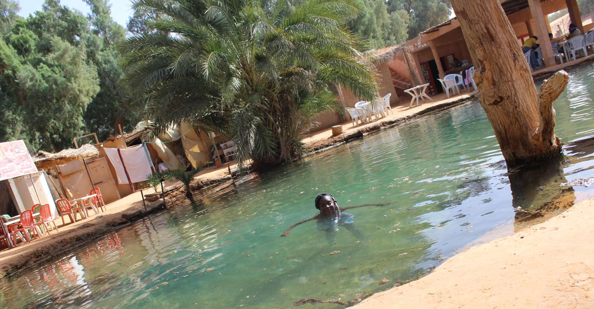 Da Djerba, giorno intero Ksar Ghilane Hot Spring e villaggi - Hizvo