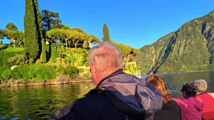 lago de como crucero en barco de estilo veneciano en grupos pequeños