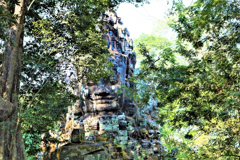 Angkor Wat: Private Sunrise Tour with Champagne Breakfast