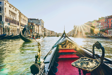 Venice: Private Gondola Ride Venice: Private Gondola Ride - Evening