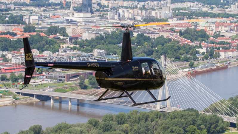 Varsovia: Excursión Privada en Helicóptero