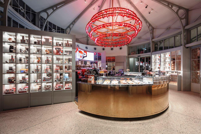 Chill coffee or meal break at illy Caffè in St.Mark's Square Coffee break