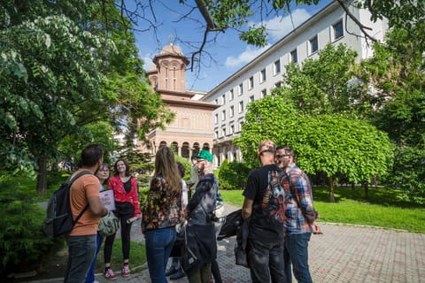 Bucarest: tour a piedi della città vecchia con pranzo incluso