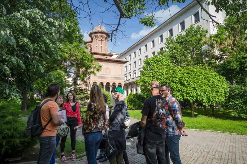 Bucarest: tour a piedi della città vecchia con pranzo incluso