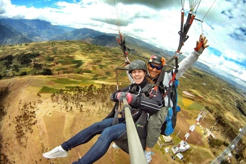 Cusco: tandemparagliden in de heilige vallei van de Inca'sTandemparagliding met ophaalservice vanuit de Heilige Vallei