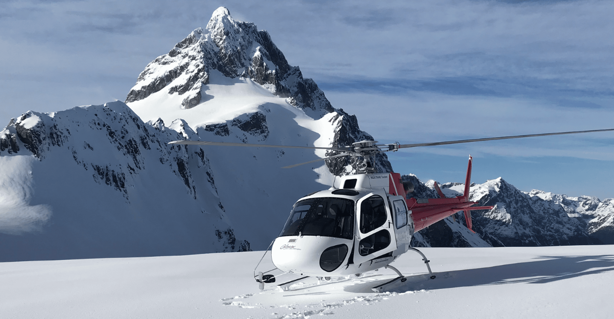 Milford Sound Fiord Cruise & Helicopter Glacier Landing - Hizvo