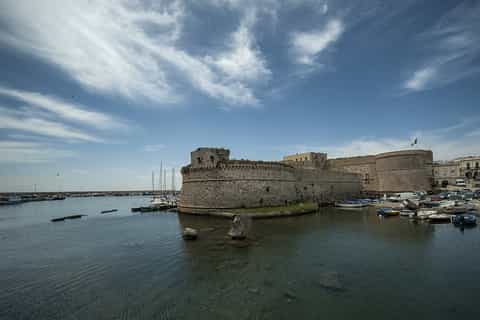 Gallipoli: 4-Hour Historic Tour from Lecce