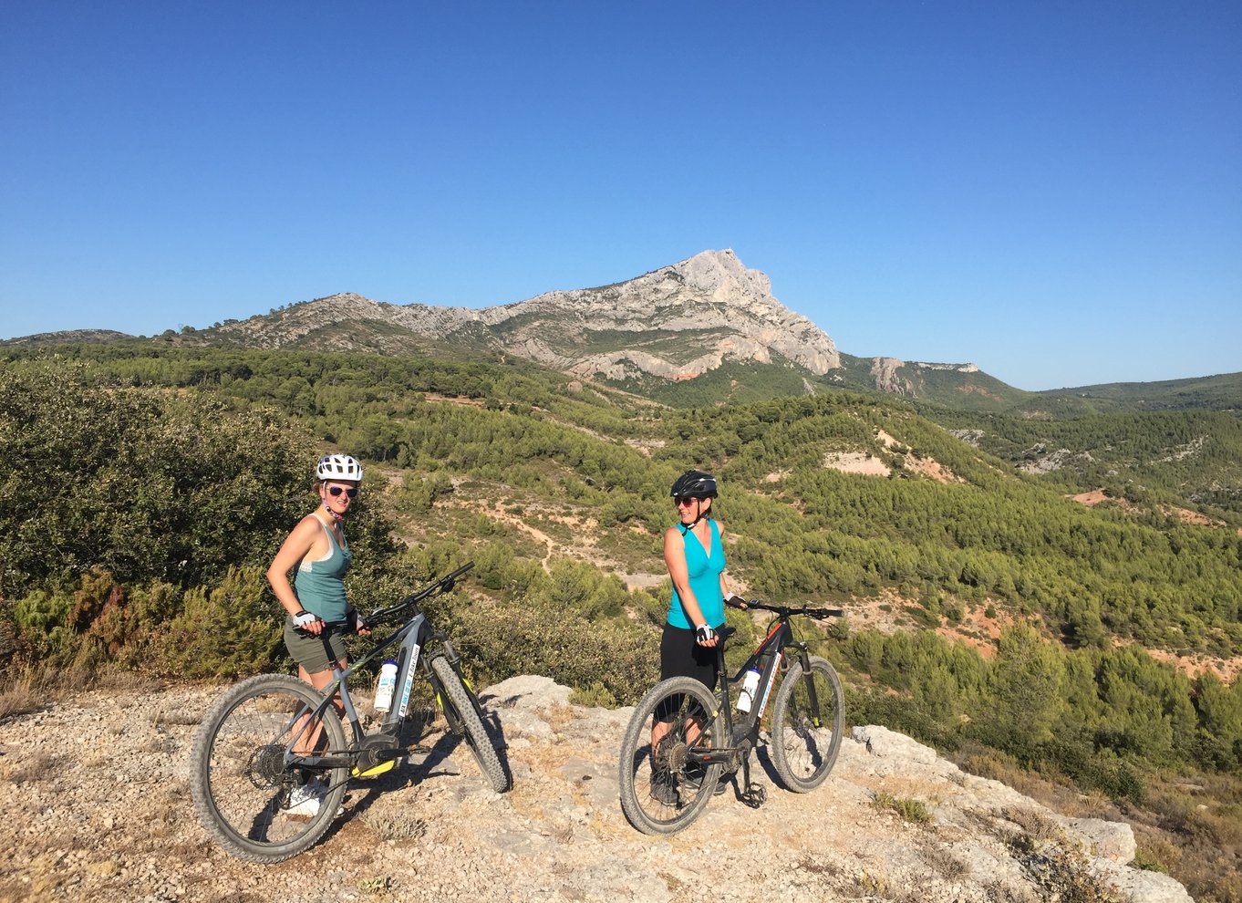 Aix-en-Provence: E-Bike Tour of Mount Sainte-Victoire