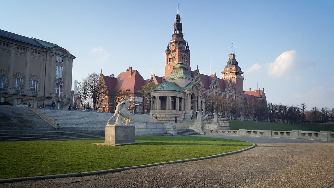 Stettiner U-Bahn und Altstadt Private WalkingTour