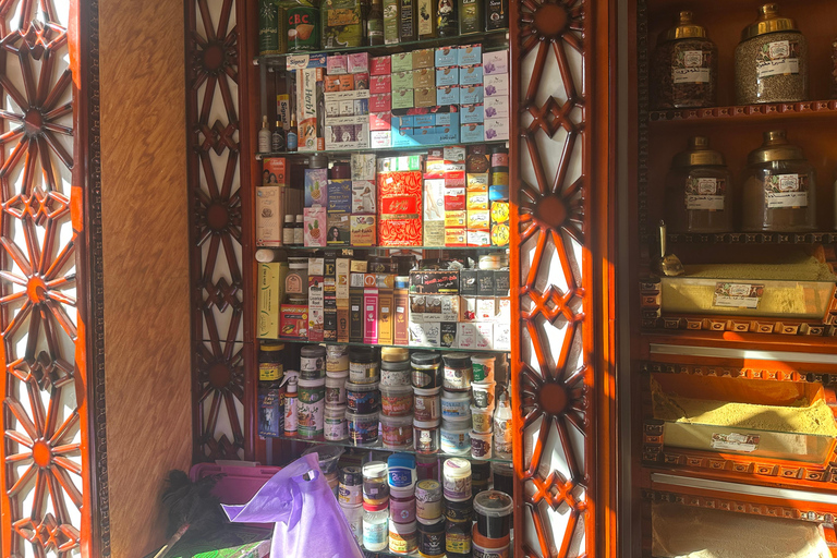 Cairo: Souvenir Shopping Tour with Private Transfer