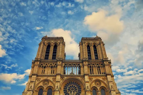 Paryż: Île de la Cité i Notre Dame - wycieczka piesza z kryptą