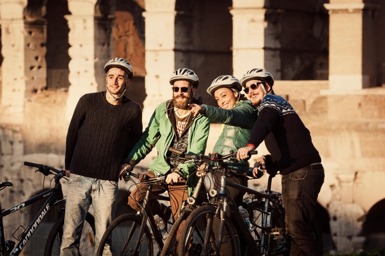 Rzym: wycieczka po centrum miasta rowerem elektrycznymWycieczka w języku hiszpańskim