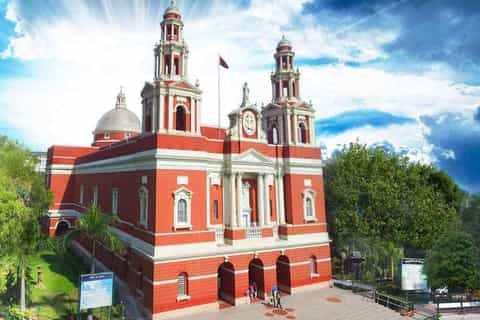 New Delhi: Faiths of Indian Culture Guided Tour