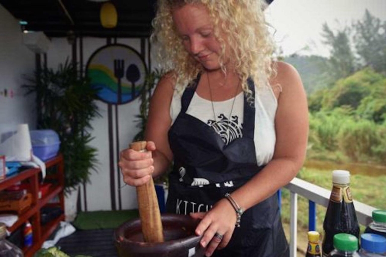 4-Hour Traditional Thai Cooking Class in Khaolak