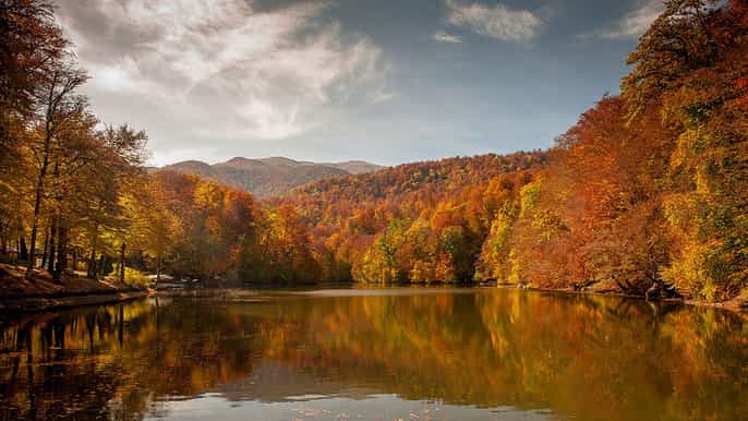 yerevan dilijan national park lake trek