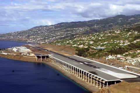 Madeira: Private Airport Transfer Service