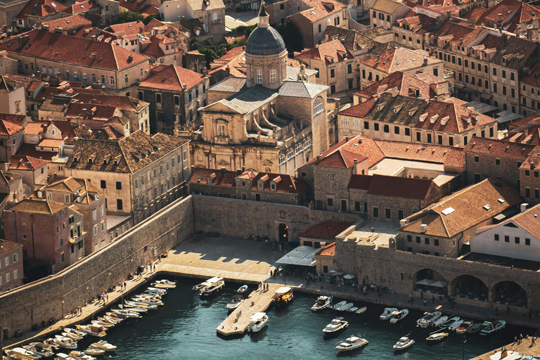 Zagreb to Dubrovnik: VIP Transfer with Your Choice of Tours