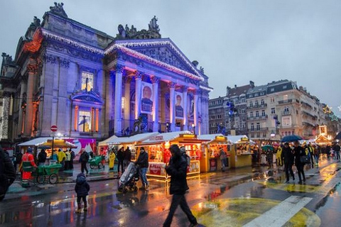 Bruxelles : visite guidée du marché de Noël privé de 4 heures