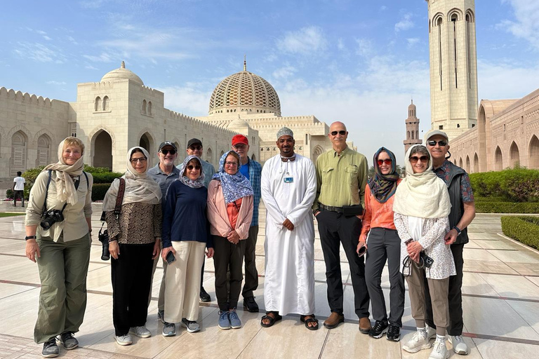 Muscat: Full-Day City Tour with Grand Mosque & Souq Visit (Private) Muscat: FullDay Tour with Grand Mosque& Souq Visit