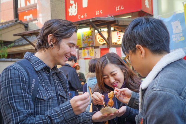 Visit Osaka Local Foodie Tour in Dotonbori and Shinsekai in Kobe, Japan