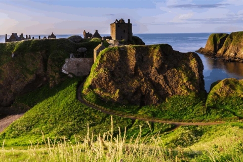 St Andrews, Dunnottar Castle & Falkland: Tour auf SpanischSt Andrews, Dunnottar Castle & Falkland-Tour auf Spanisch