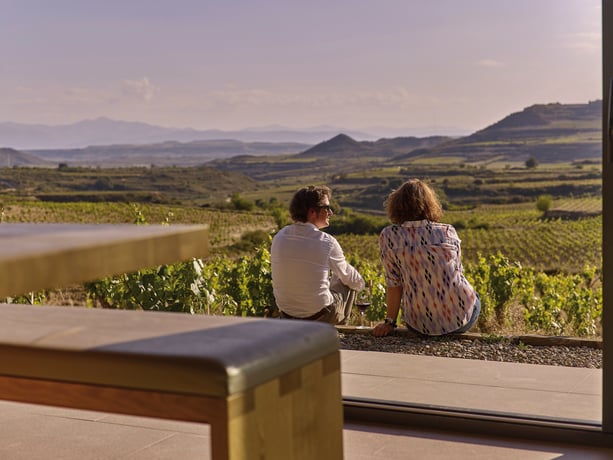 From Bilbao: La Rioja Wine Tasting Tour with Hotel Pickup