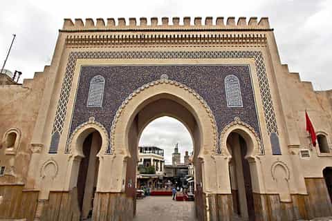 Da Casablanca: trasferimento privato a Fes con City Tour
