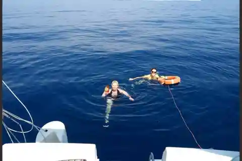 Catania: tour in barca a vela con pranzo