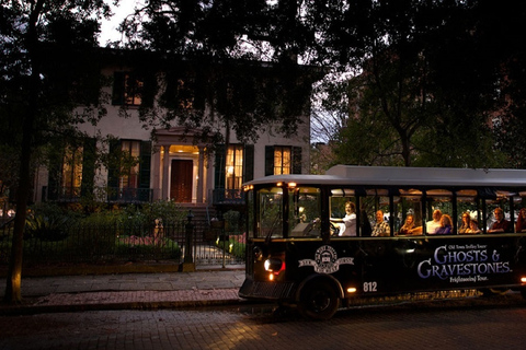 Savannah: Ghosts and Gravestones Tour met toegang tot Low HouseSavannah: Ghosts and Gravestones Tour met toegang tot het lage huis