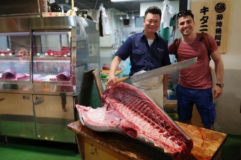 Tokyo: Tsukiji Fish Market Seafood and Sightseeing Tour