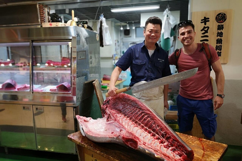 Tokyo: Tour panoramico del mercato del pesce di Tsukiji e dei frutti di mareTokyo: giro turistico e frutti di mare del mercato del pesce di Tsukiji