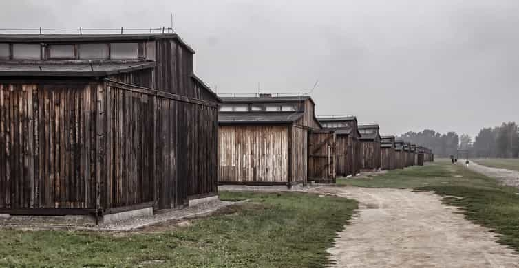 Auschwitz Birkenau Bilet wstępu i wycieczka z przewodnikiem GetYourGuide