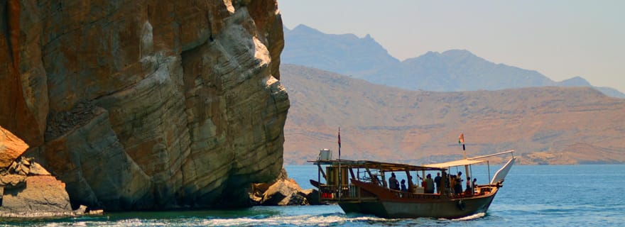Khasab : Journée d'observation des dauphins avec plongée en apnée et déjeuner