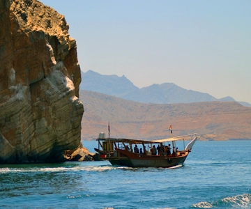 Khasab: Dolphin Watching Day Tour with Snorkeling & Lunch