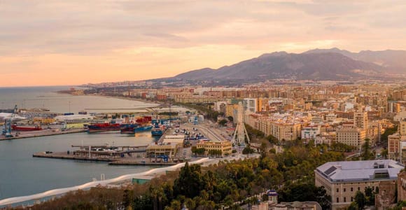 Malaga: Private Walking Tour with Official Guide