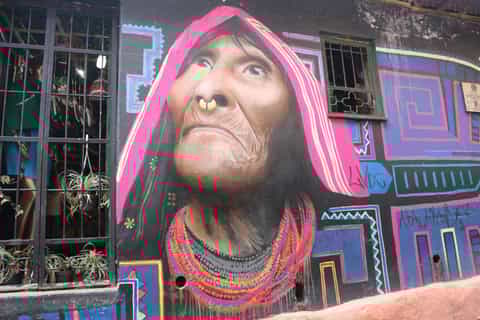 Bogotá: Private Graffiti Tour in La Candelaria