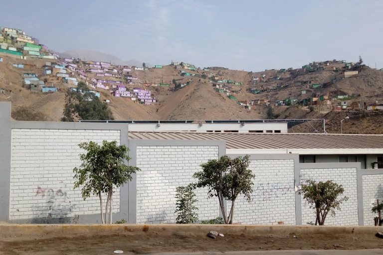 Lima: verkenning van de sloppenwijk