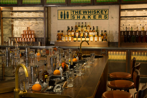 Dublin: Cursus whiskey cocktail maken bij de Jameson distilleerderij