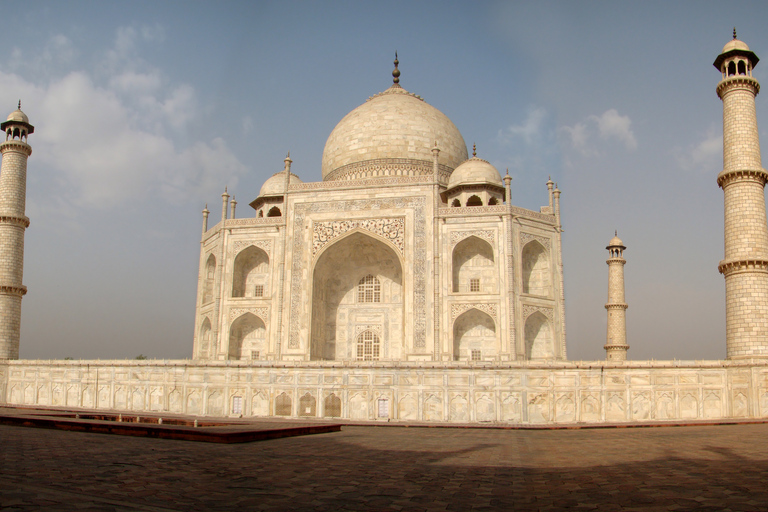 Delhi: Dagstur med tåg till Taj Mahal och Agra med allt inkluderat