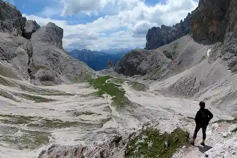 Dolomites of Bolzano: Hiking Experience with a local Guide