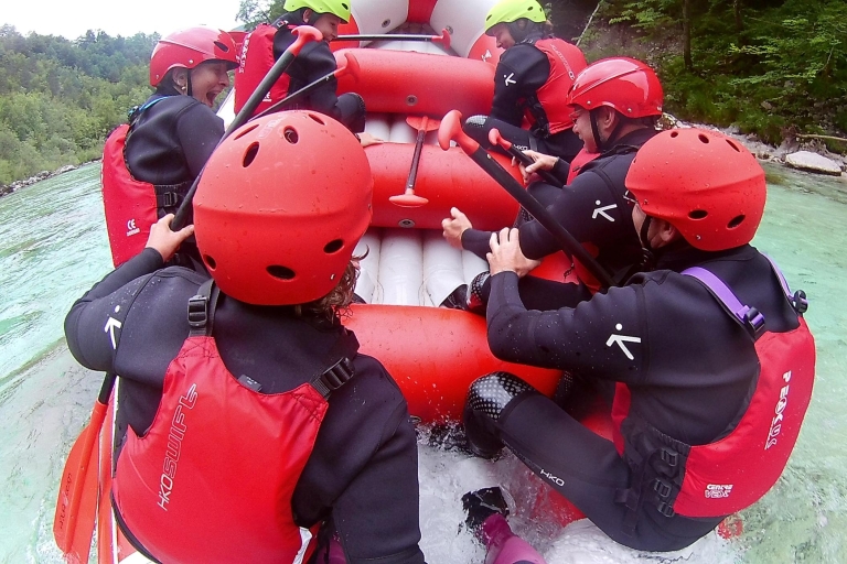 Bovec: Rafting en aguas bravas del río SocaTour con punto de encuentro